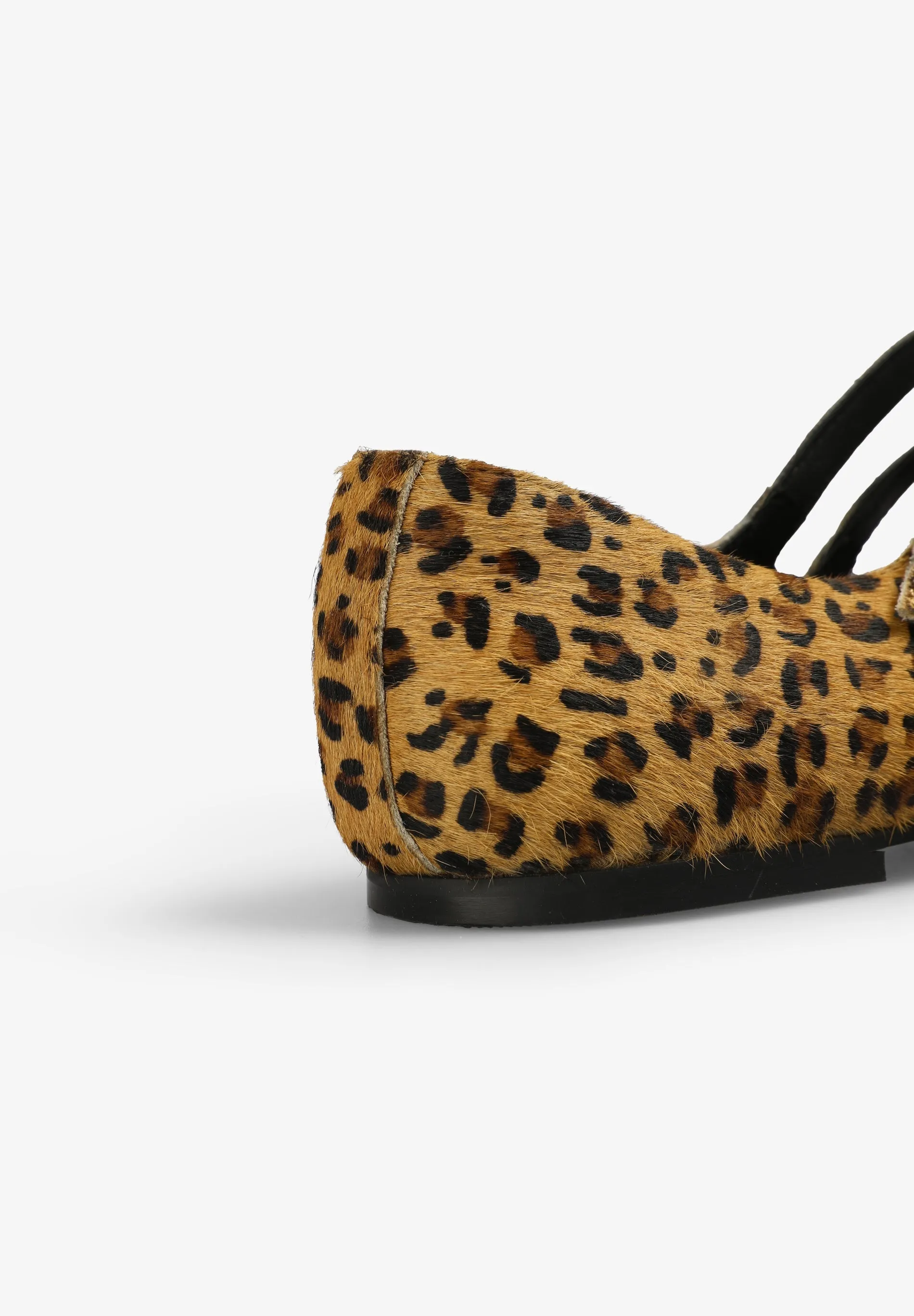 ANIMAL PRINT STRAPPY BALLET FLATS