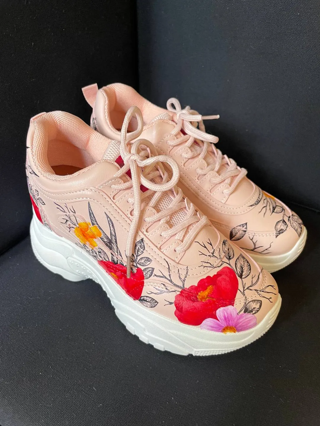 Best Seller Designer Artsy Kanvas Sneakers