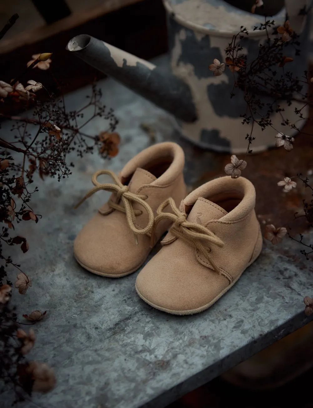 Crib shoe - Cream Suede