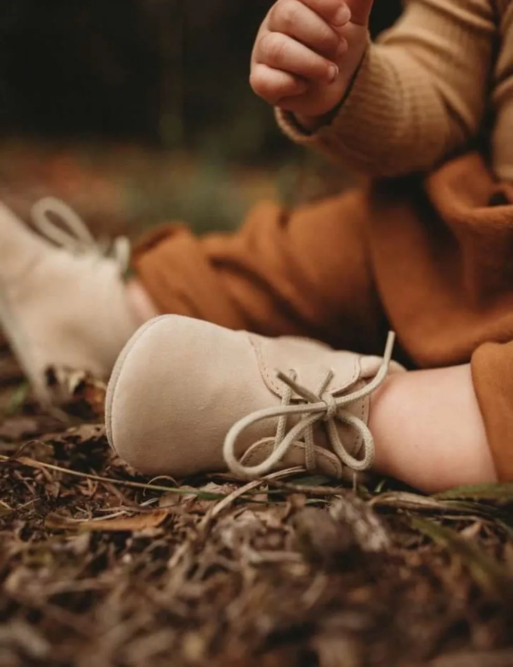 Crib shoe - Cream Suede