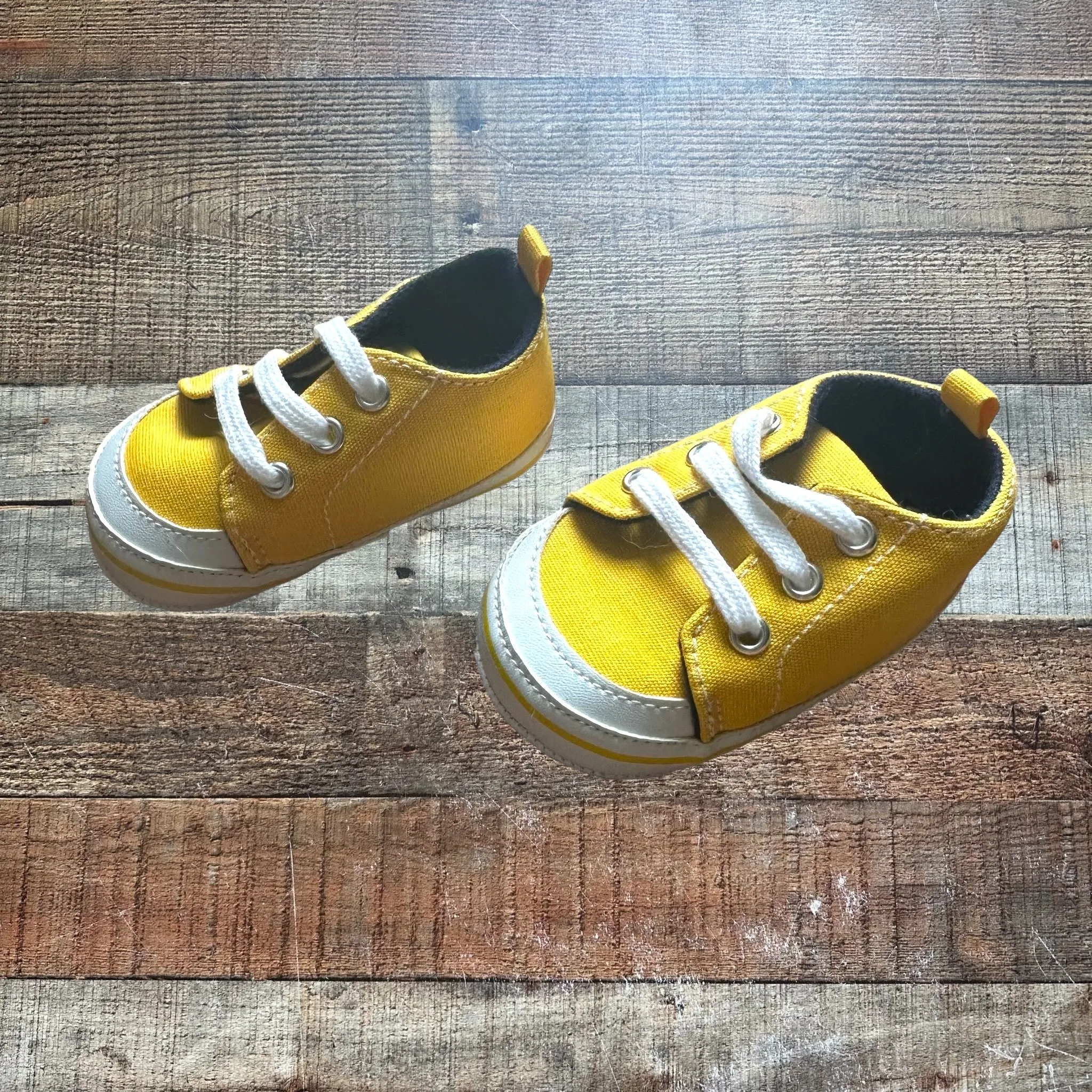 Hudson Baby Yellow Canvas Crib Shoes- Size 6-12M (Like New)