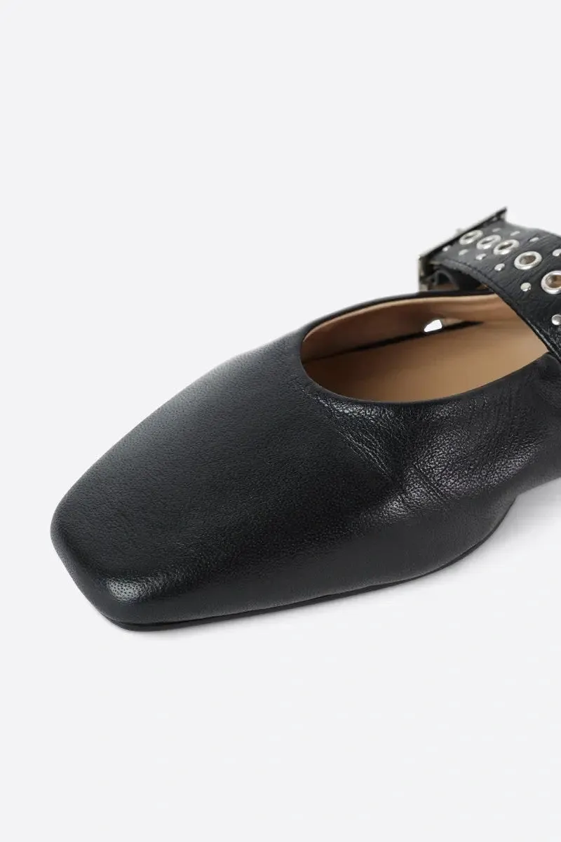 Intentionally Blank Pearl Singleback Ballet Flat in Black Sole