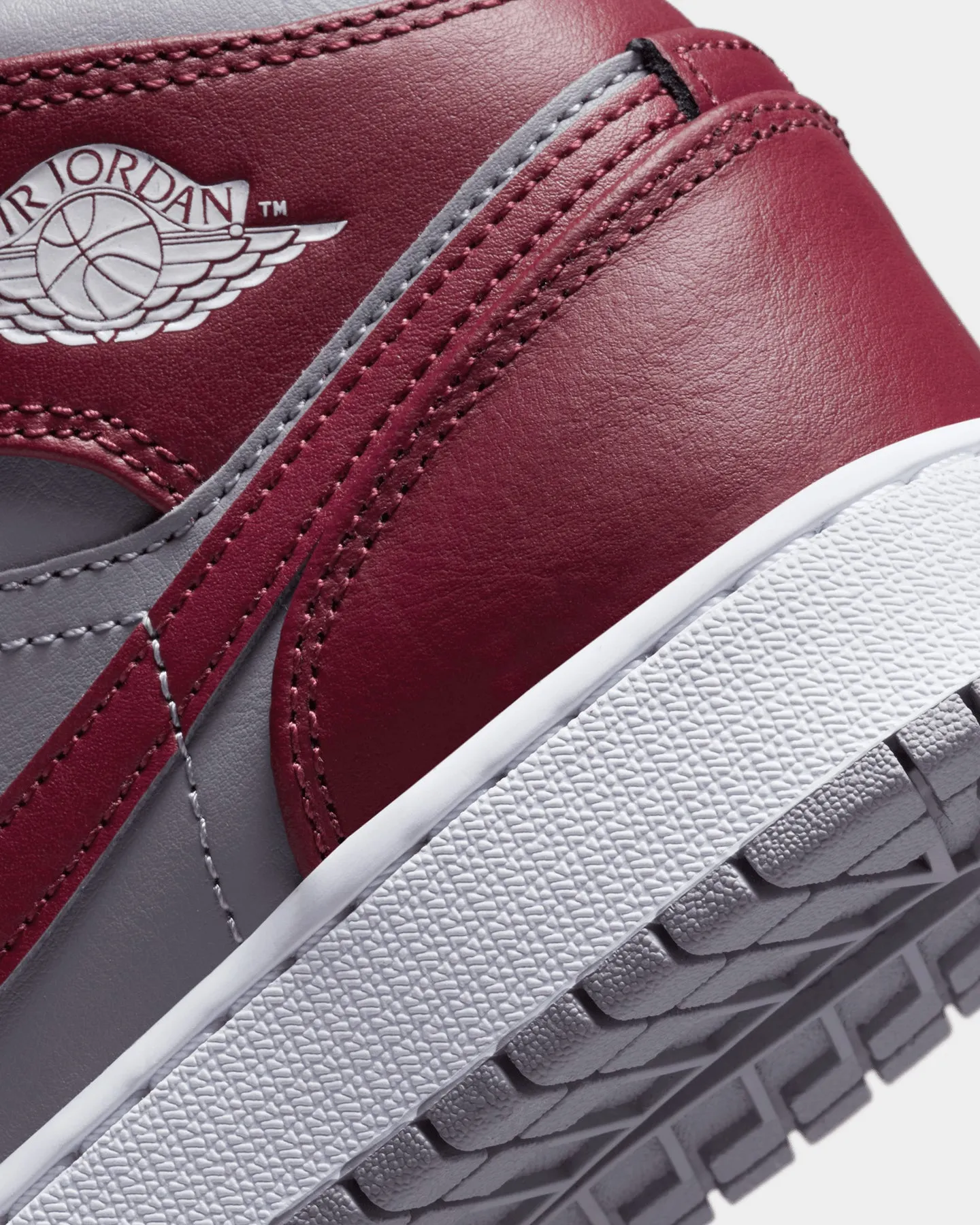 Jordan Kids' Air Jordan 1 Mid (GS) "Bordeaux" Cherrywood Red