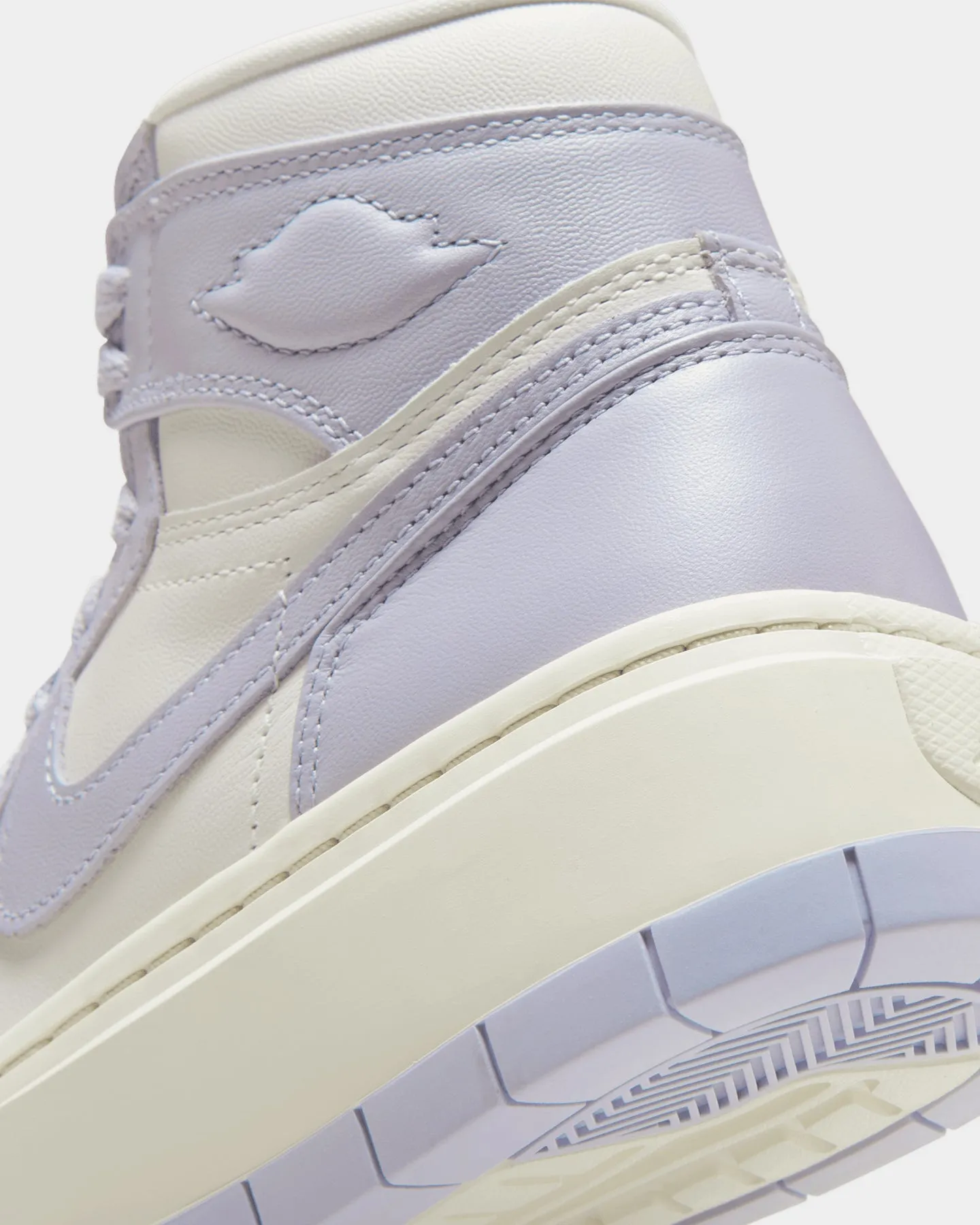 Jordan Women's Air Jordan 1 Elevate Mid Sail/Titanium-Coconut Milk