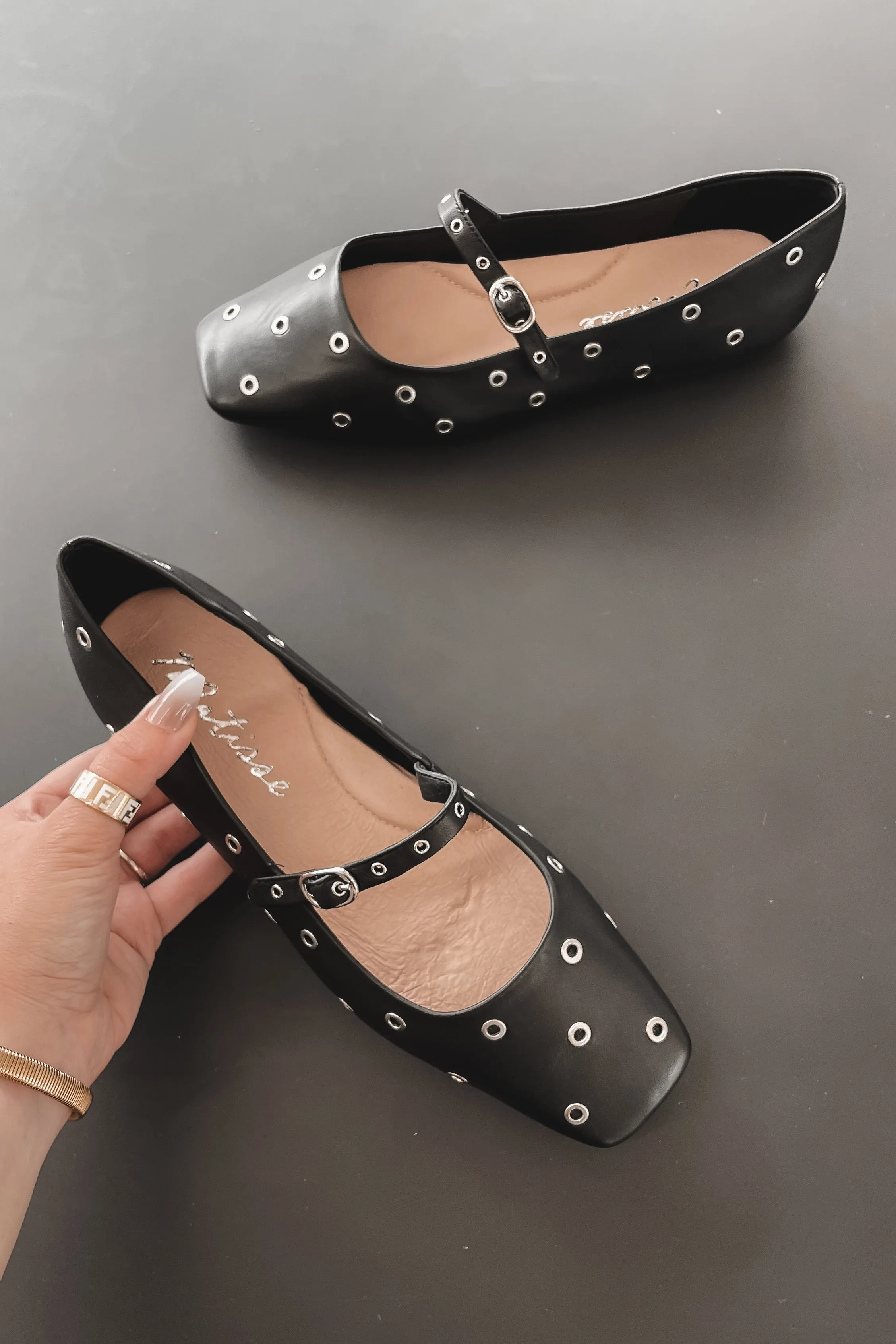 Matisse Mick Black Leather Gromet Ballet Flats