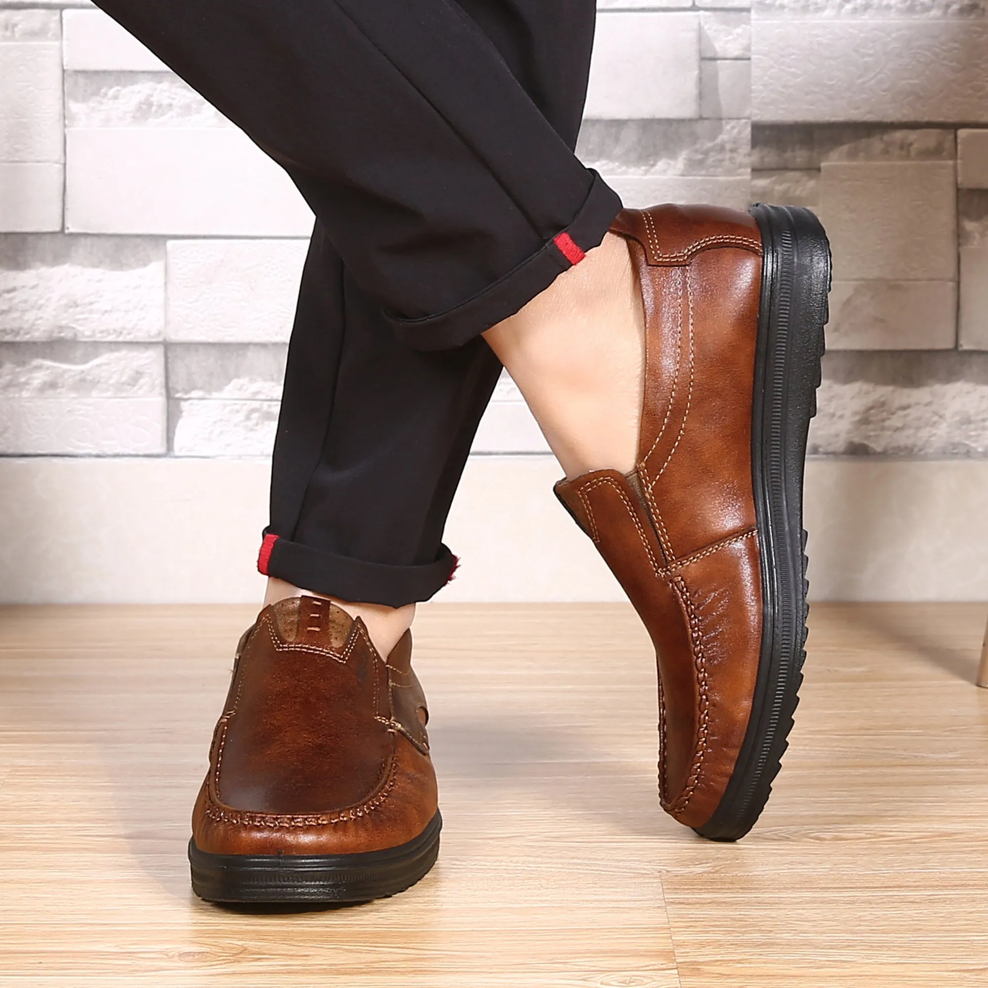 Men Solid Leather Shoes Soft Sole Leisure Driving Antislip