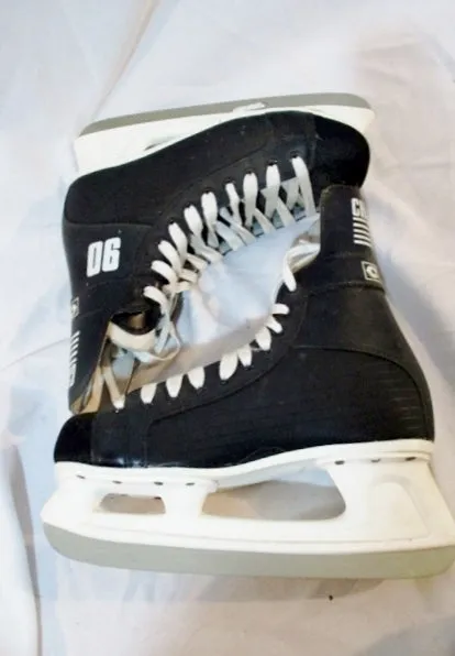 Mens CCM CHAMPION 90 Ice Hockey Figure Skates 9 BLACK Sport Winter