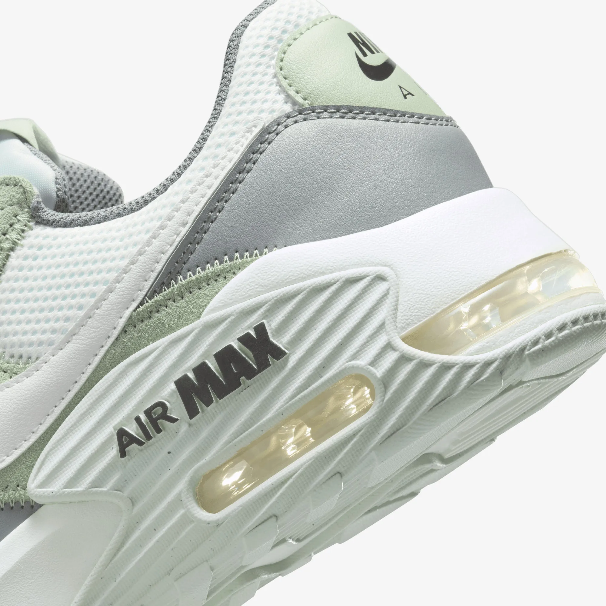 NIKE | AIR MAX EXCEE { SUMMIT WHITE/SUMMIT WHITE-LIGHT SILVER