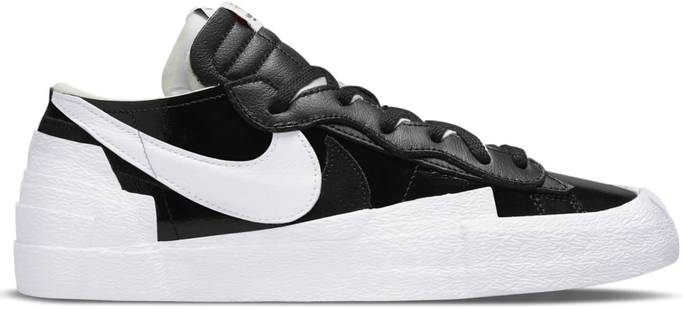 NIKE BLAZER LOW SACAI BLACK PATENT LEATHER