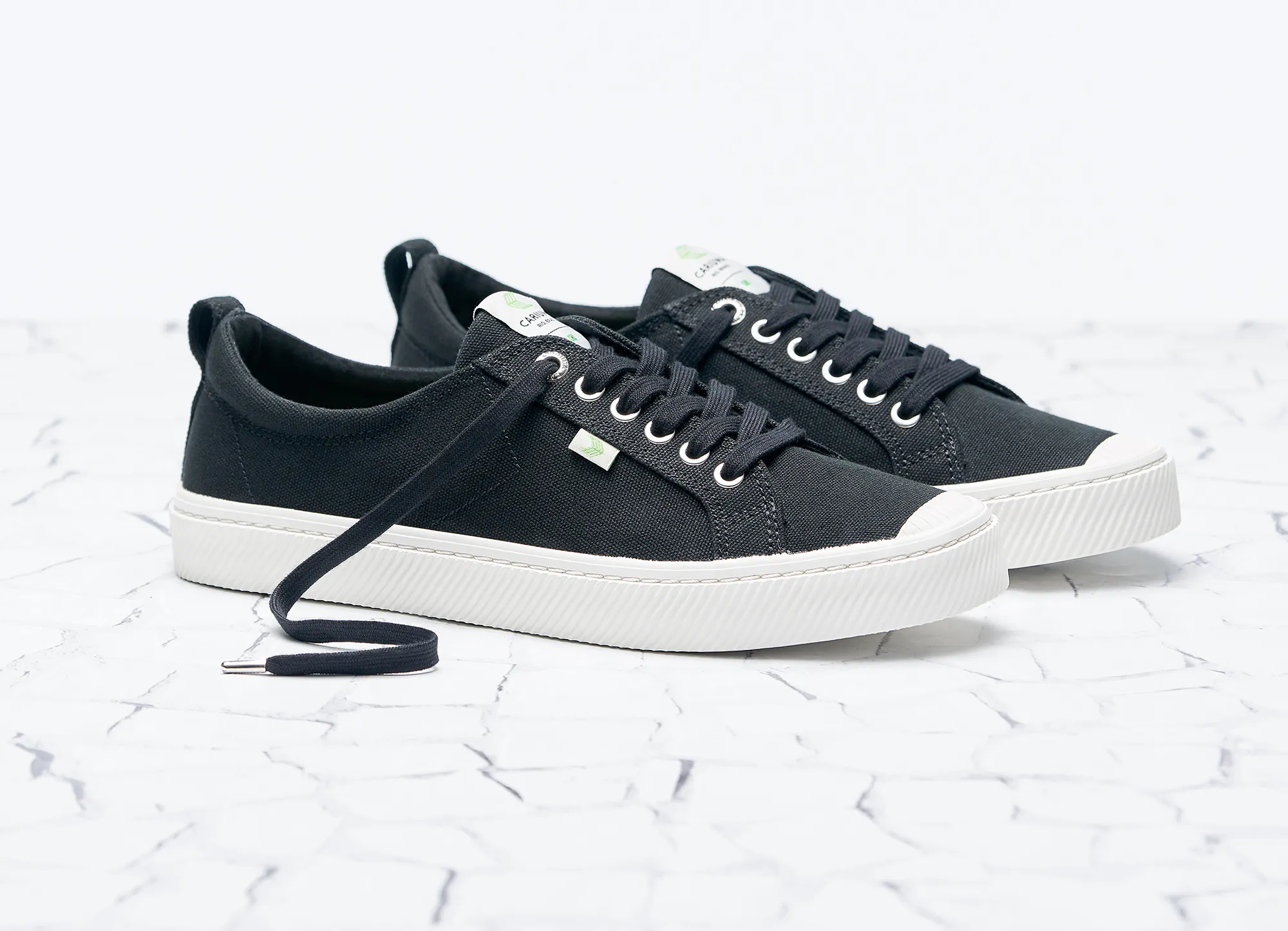 OCA Low Black Canvas Sneaker Men