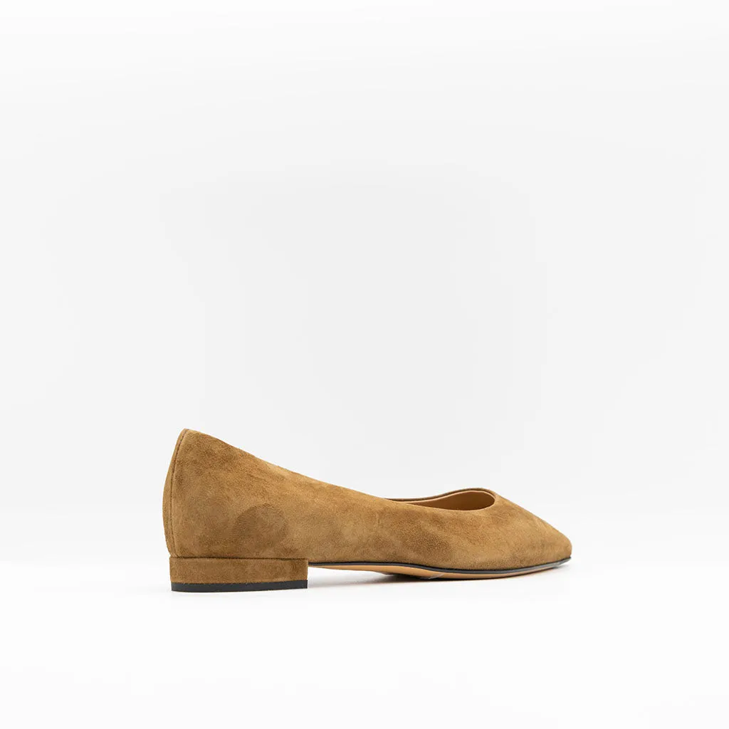 Point-Toe Ballerina Cognac Suede