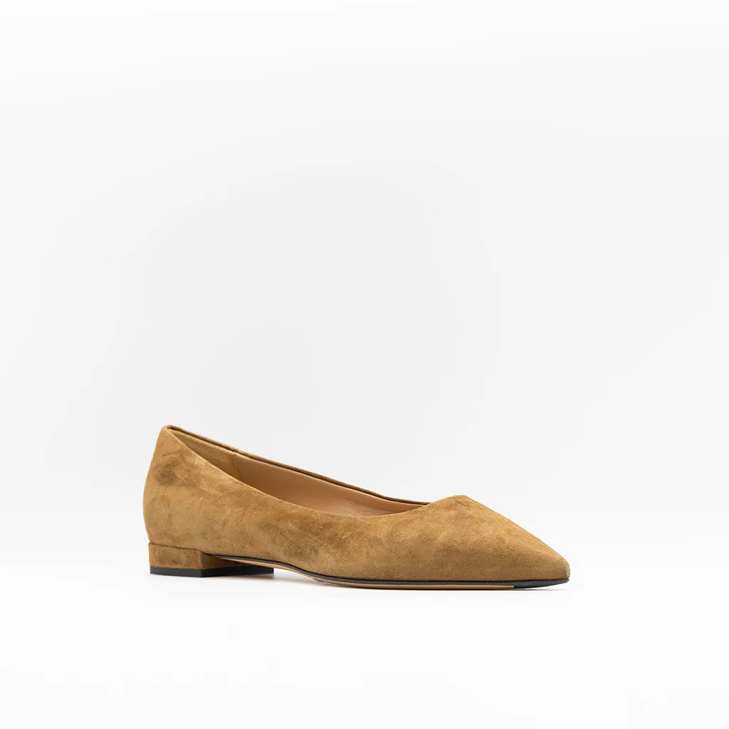 Point-Toe Ballerina Cognac Suede