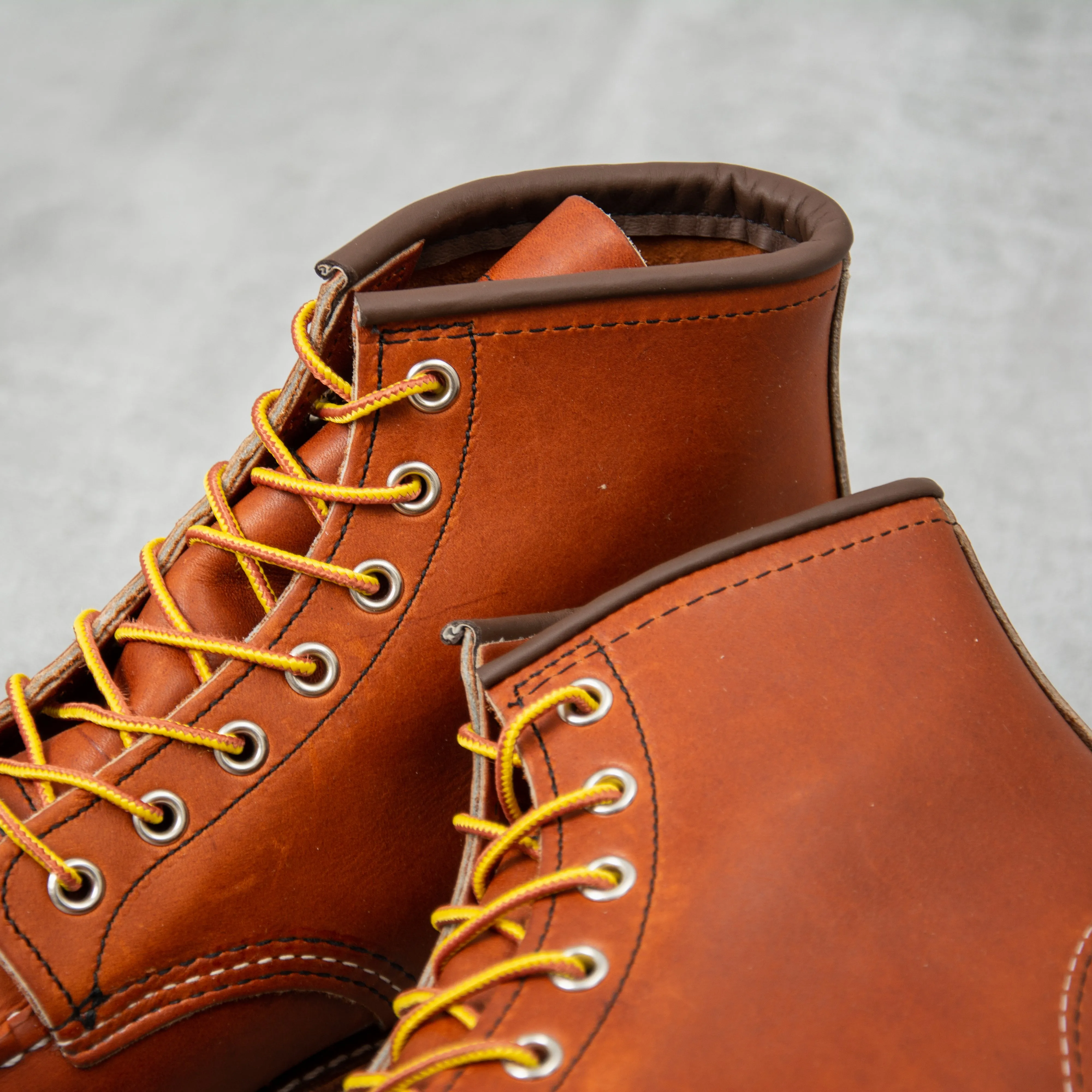 Red Wing Classic Moc Toe Boot 0875 - Oro Legacy