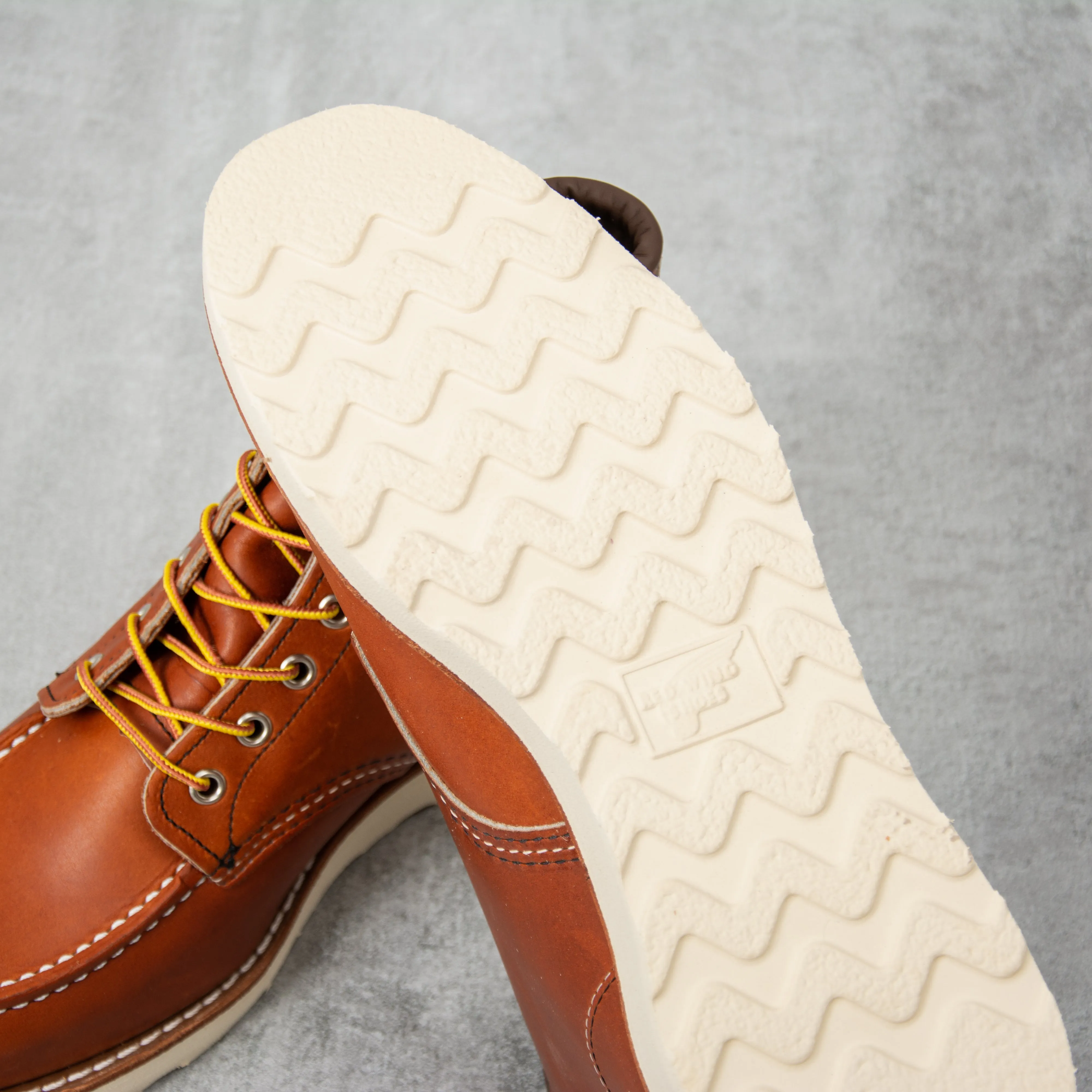 Red Wing Classic Moc Toe Boot 0875 - Oro Legacy