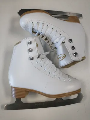 used GAM size 1 figure skates